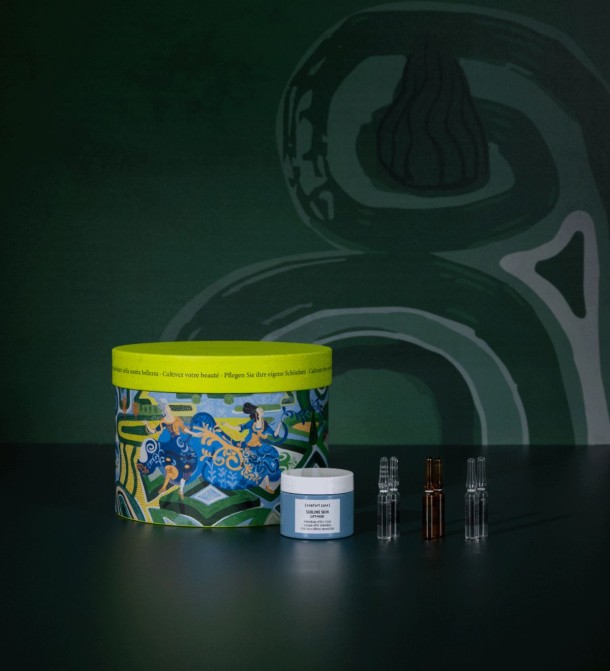 THE FRENCH GARDEN  PARTY TIME KIT