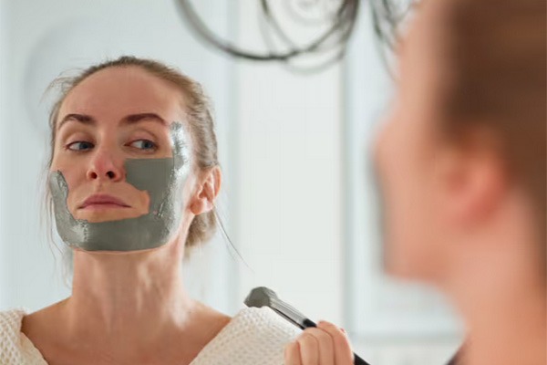 Cómo conseguir una piel suave reduciendo los poros de la nariz